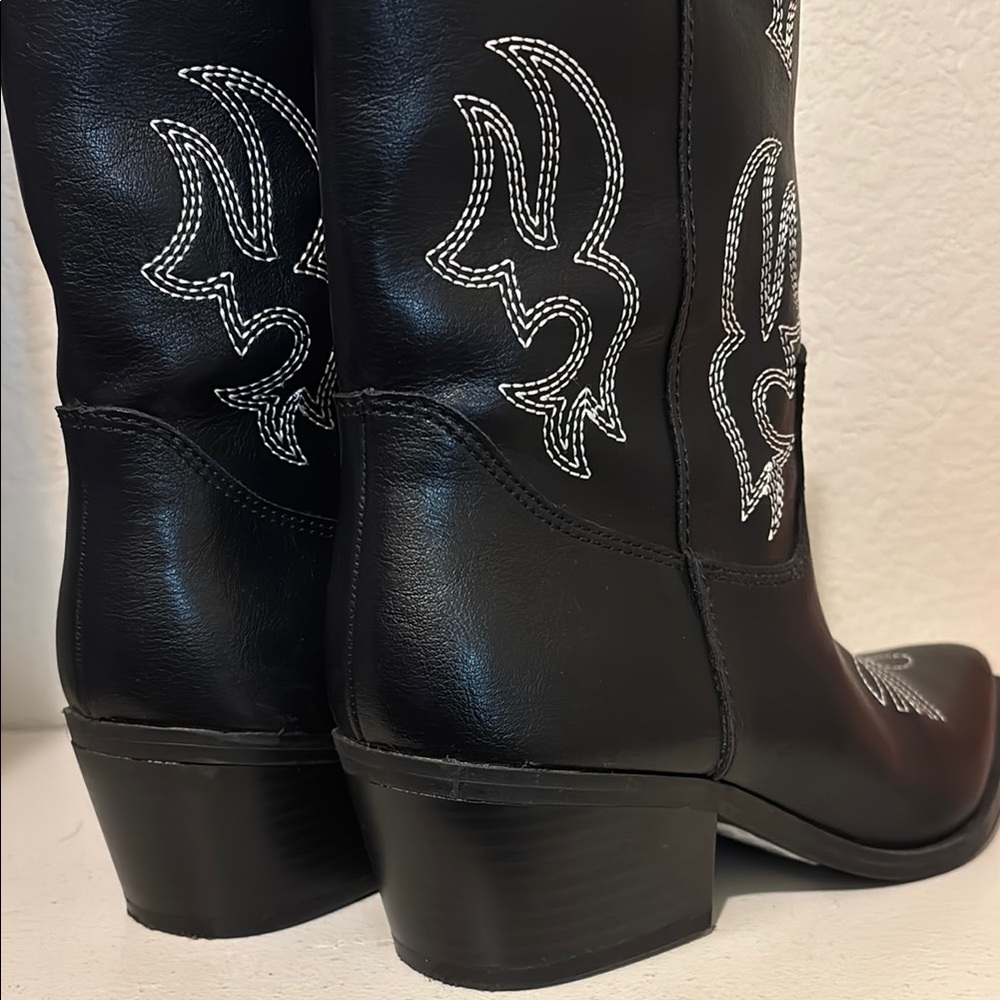 Women Size 7 Black Western Boots - Picture 2 of 7